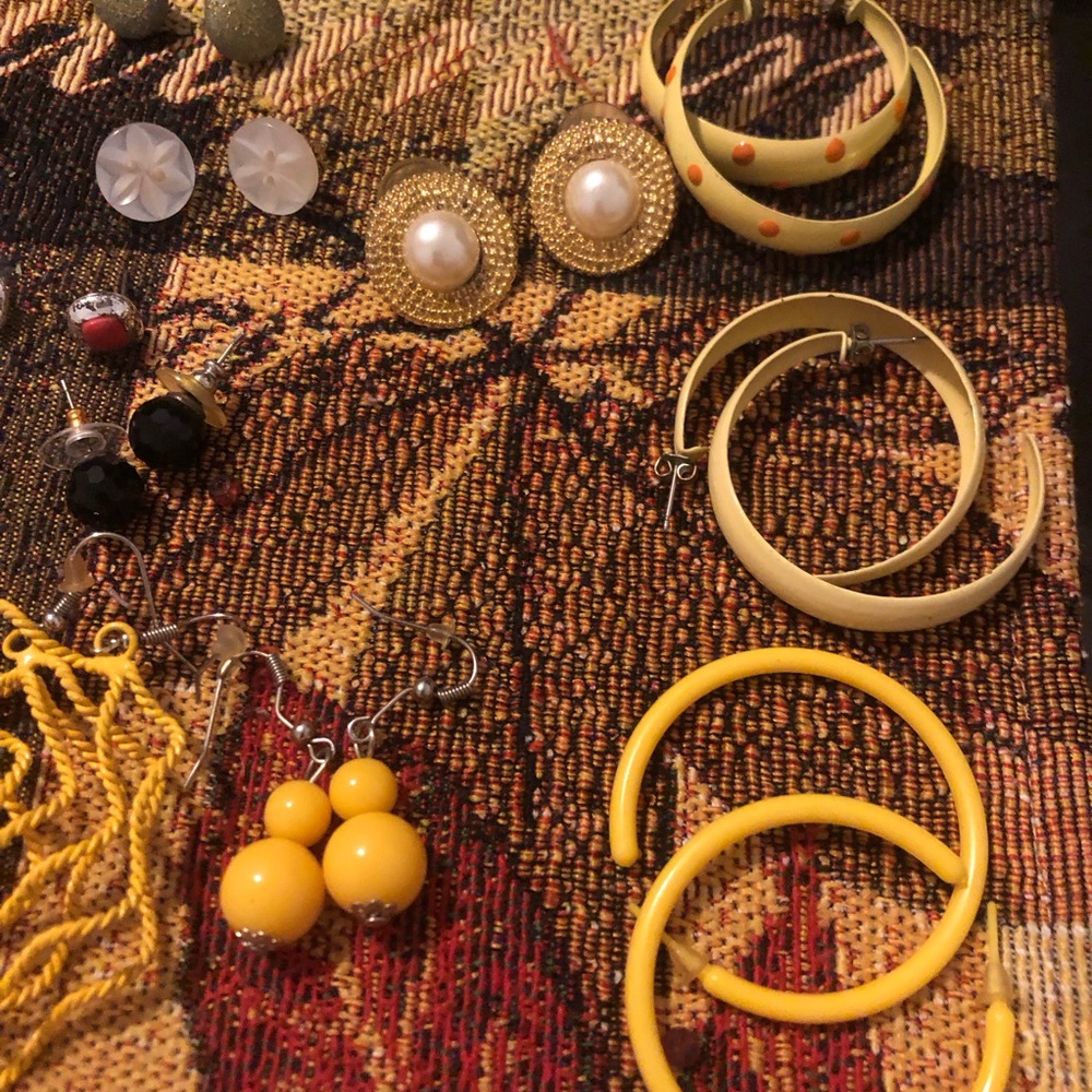 Vintage Earrings  26 Pairs - Picture 3 of 8